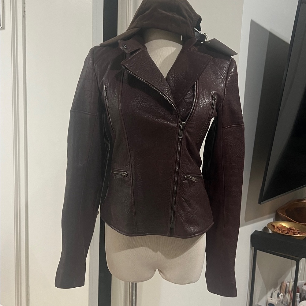 Theory Rugged Chocolate Brown Leather Jacket.   XS(P)